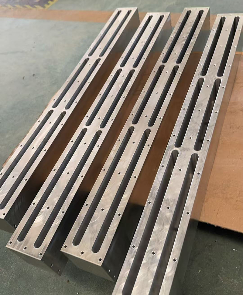 �Ͳ�������������-�������й���24